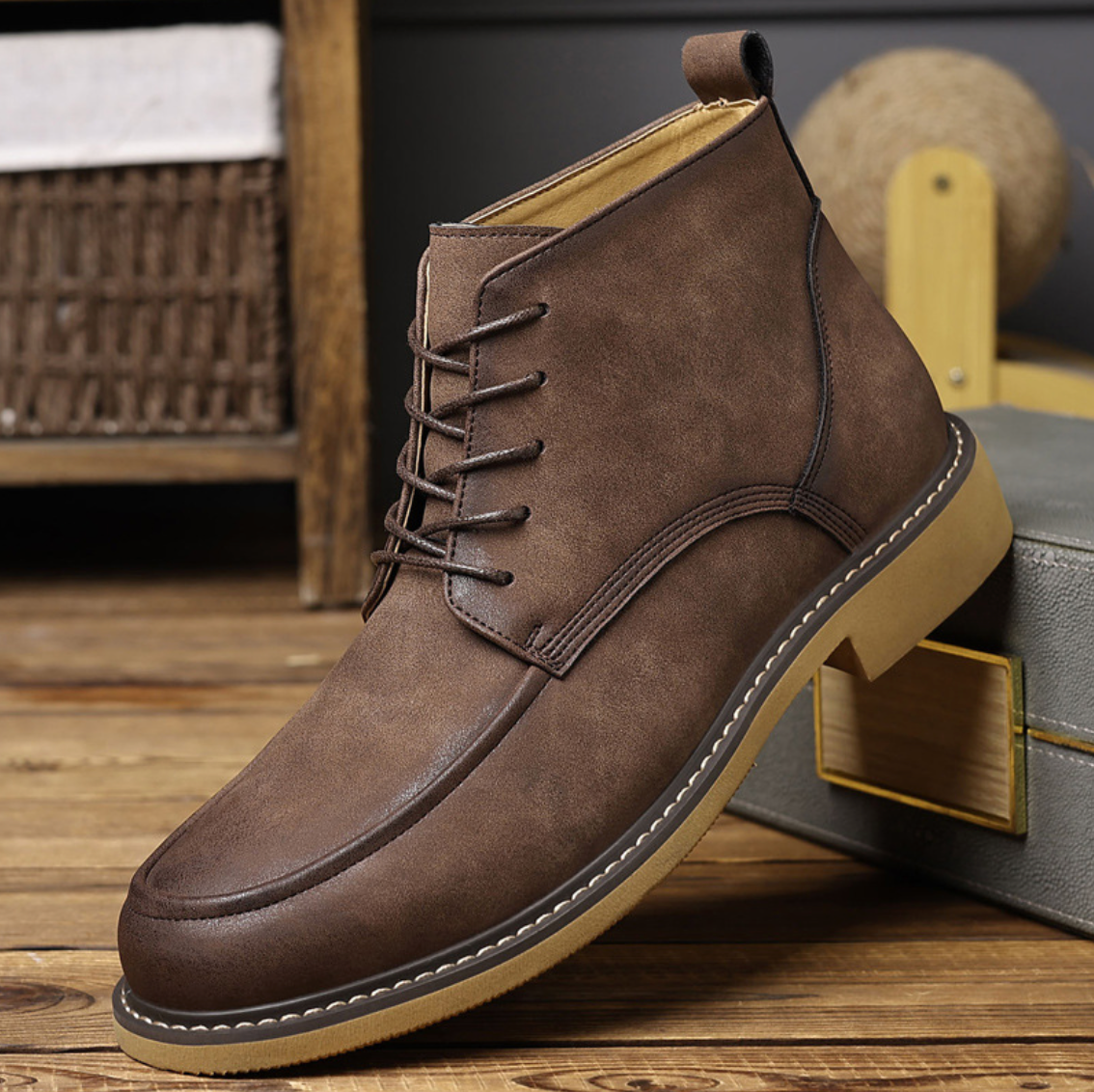 CLASSIC MOC BOOTS