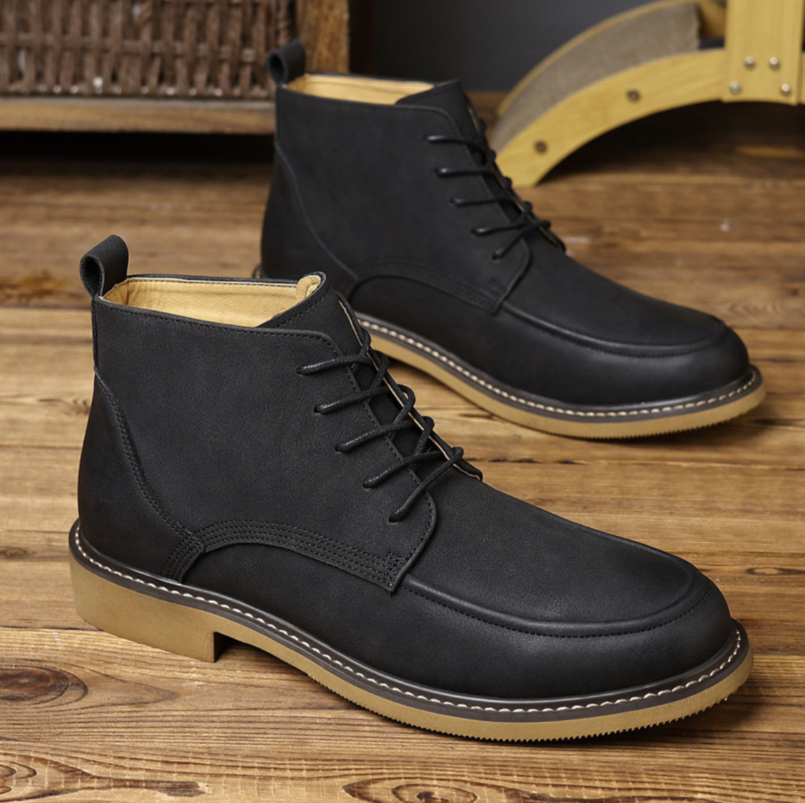 CLASSIC MOC BOOTS
